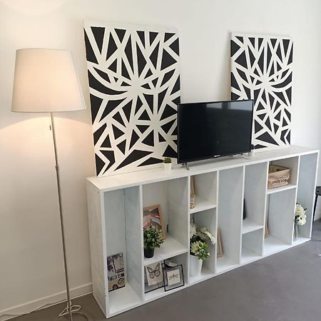Monolocale Farina Apartment Cagliari Bagian luar foto