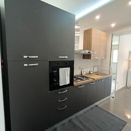 Monolocale Farina Apartment Cagliari Bagian luar foto
