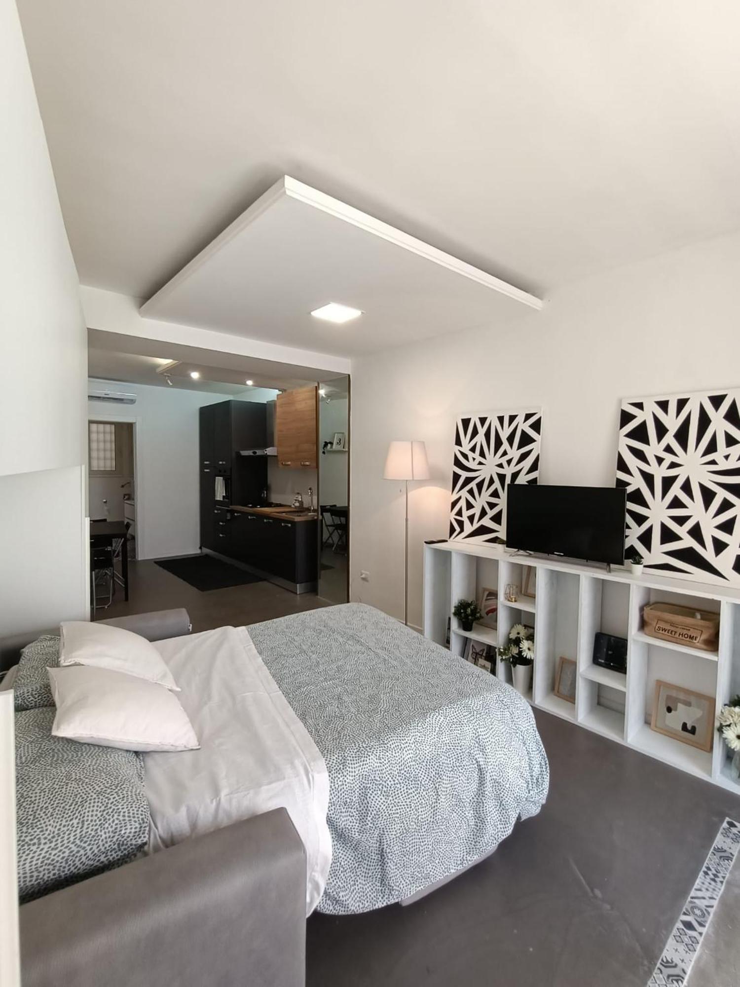 Monolocale Farina Apartment Cagliari Bagian luar foto